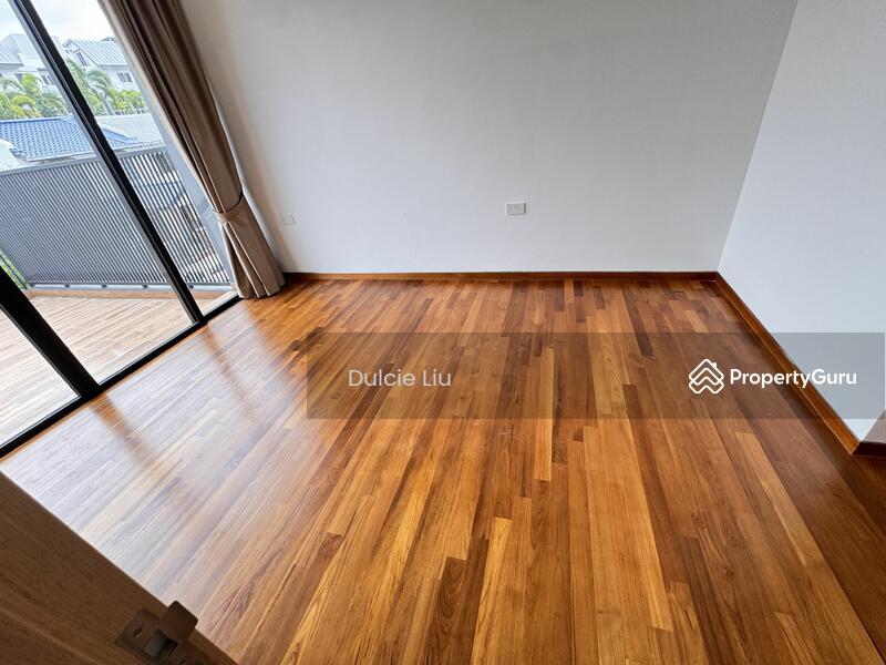 Jalan Usaha | Freehold Terrace House in District 19