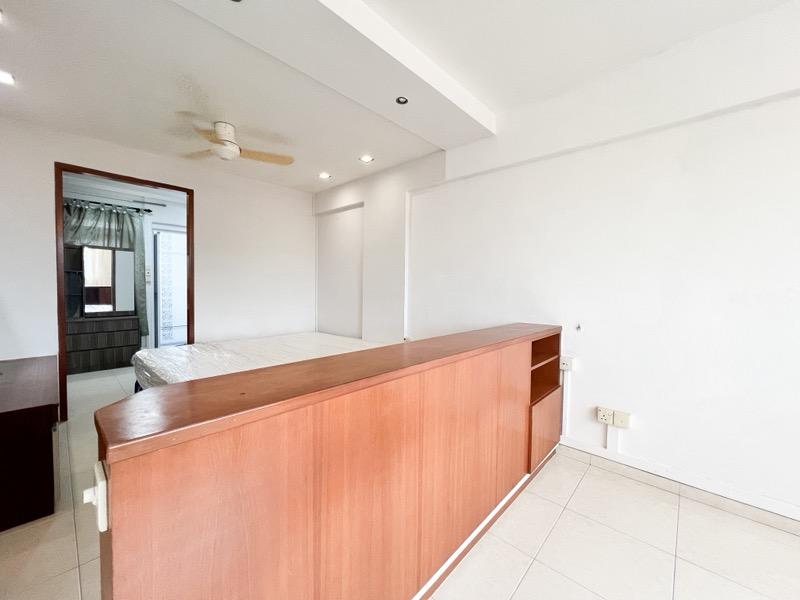 HDB Apartment for Sale: Yishun, D27, 760652