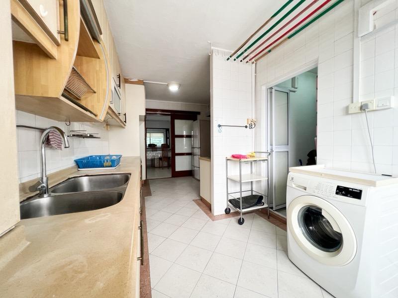 HDB Apartment for Sale: Yishun, D27, 760652