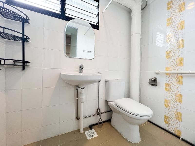 HDB Apartment for Sale: Yishun, D27, 760652