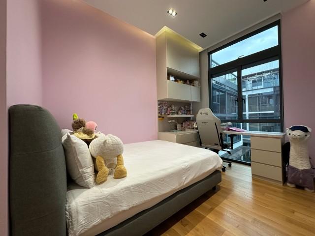 Condominium for Sale: D27, 757569