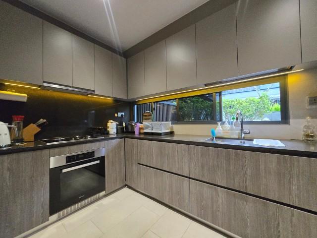 Condominium for Sale: D27, 757569