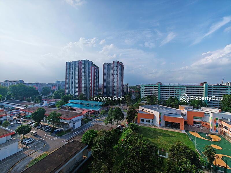 Prop-GPT: HDB Flat: D20 Ang Mo Kio 219 Ang Mo Kio Avenue 1