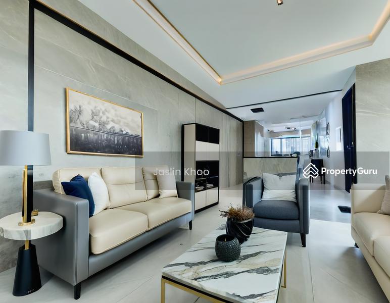 Prop-GPT: HDB Flat: D05  335 Clementi Avenue 2