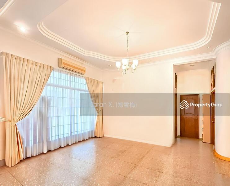 Semi-Detached for Sale: Holland, D10, 278908