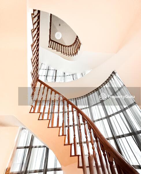 Semi-Detached for Sale: Holland, D10, 278908