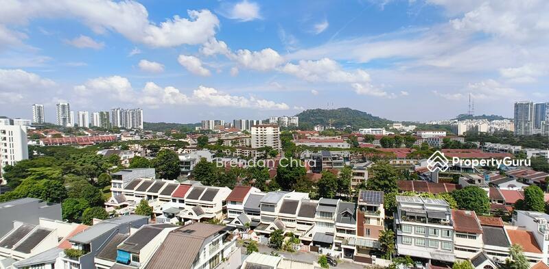 Prop-GPT: Condominium: D23  Hazel Park Condo