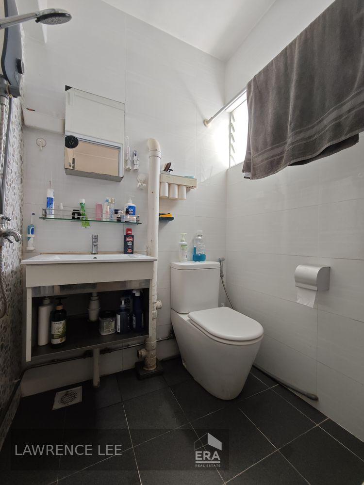 HDB - 3 room for Sale: Serangoon Avenue 4, Serangoon, D19, 550211
