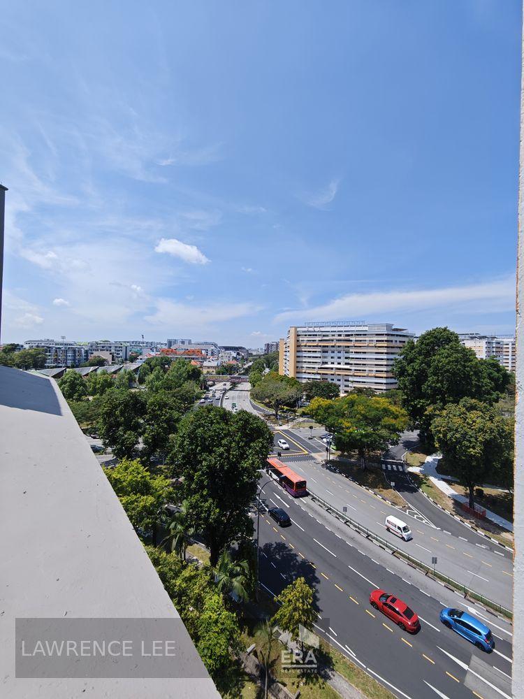 HDB - 3 room for Sale: Serangoon Avenue 4, Serangoon, D19, 550211