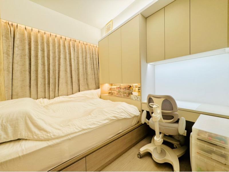 The Garden Residences Condominium For Sale, $3,200,000, 5 Bed 4 Bath 1,539 sqft $2,079.00 psf