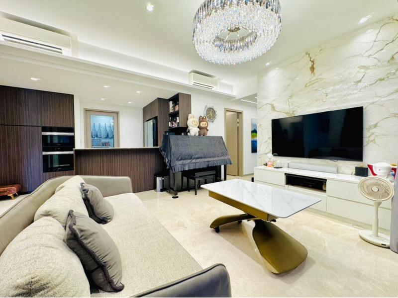 The Garden Residences Condominium For Sale, $3,200,000, 5 Bed 4 Bath 1,539 sqft $2,079.00 psf