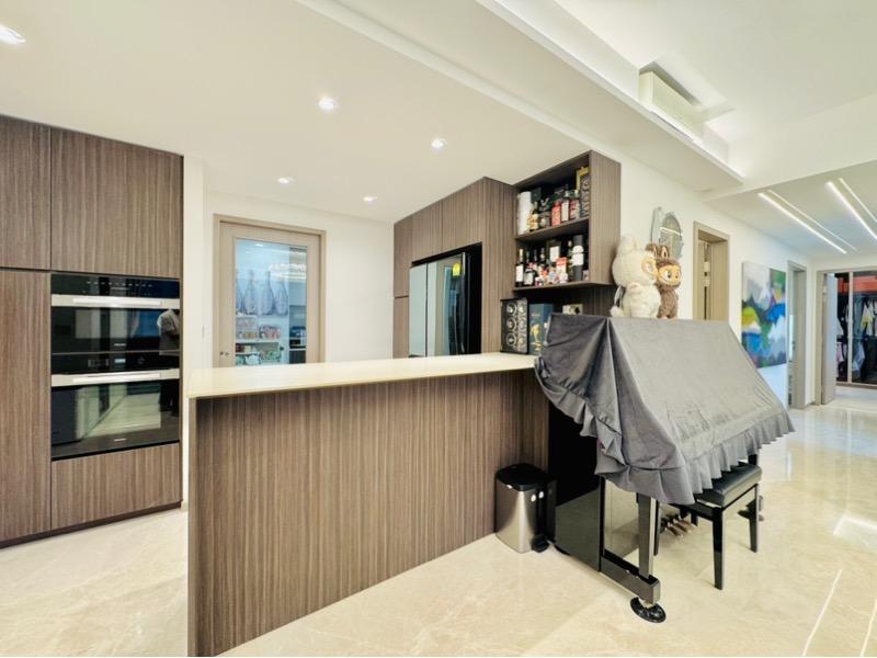 The Garden Residences Condominium For Sale, $3,200,000, 5 Bed 4 Bath 1,539 sqft $2,079.00 psf