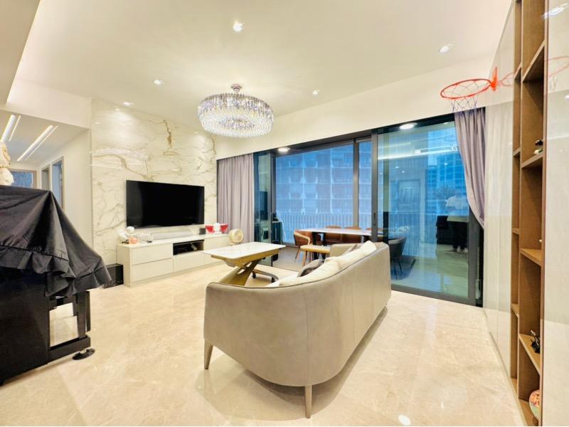 The Garden Residences Condominium For Sale, $3,200,000, 5 Bed 4 Bath 1,539 sqft $2,079.00 psf