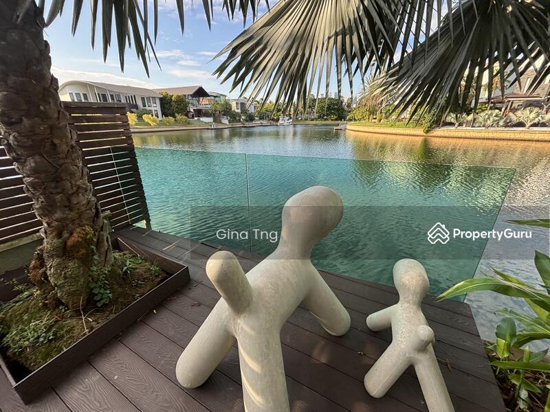 Bungalow for Sale: D04, 098000