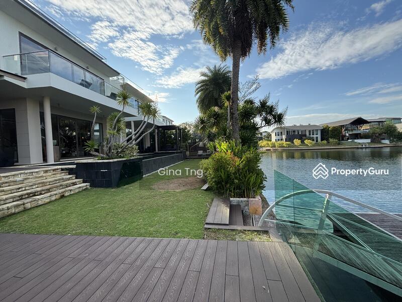 Bungalow for Sale: D04, 098000