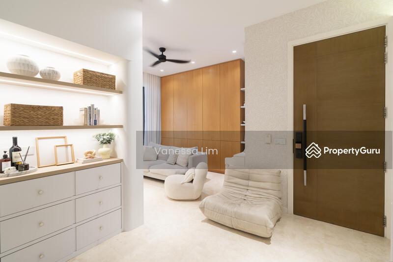 Prop-GPT: Condominium: D10 Holland The Trizon