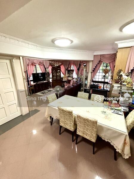 Corner Terrace for Sale: D19, 559274