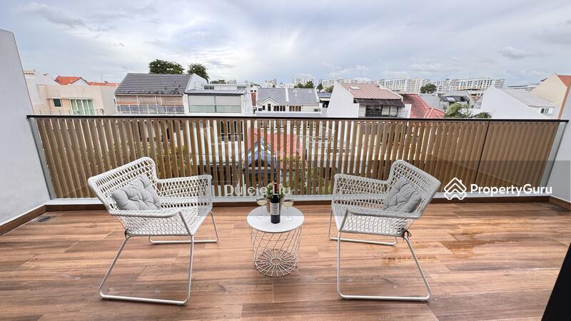 Terrace for Sale: D19, 558311