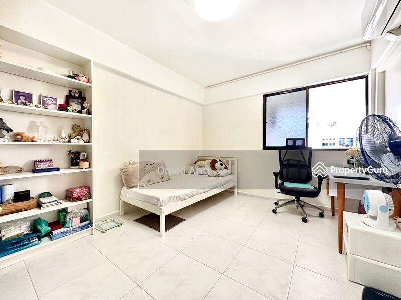 HDB Flat for Sale: Yishun, D27, 760124