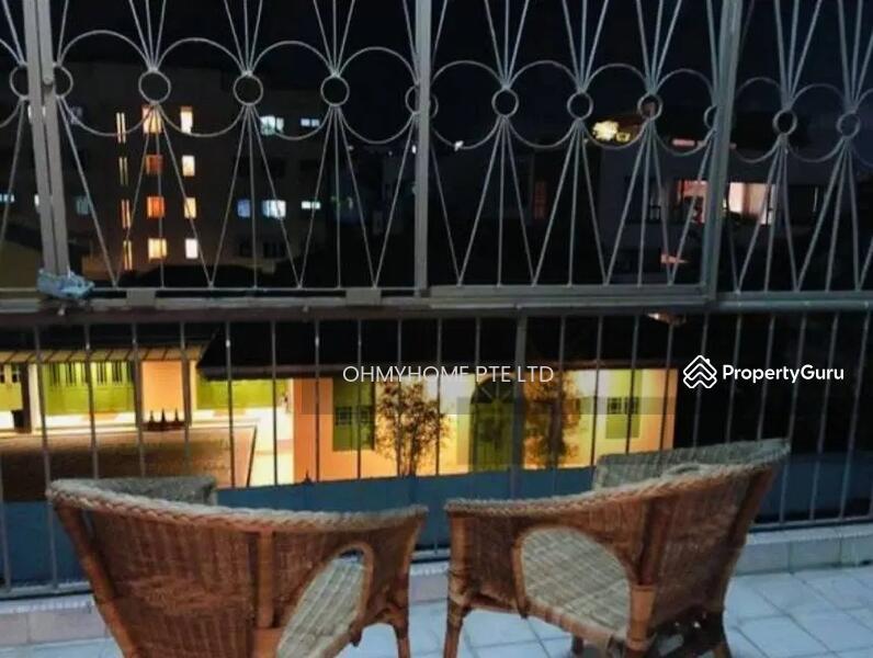 Walk-up Apartment for Sale: D15, 436955