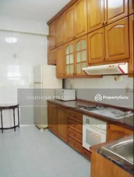 Walk-up Apartment for Sale: D15, 436955