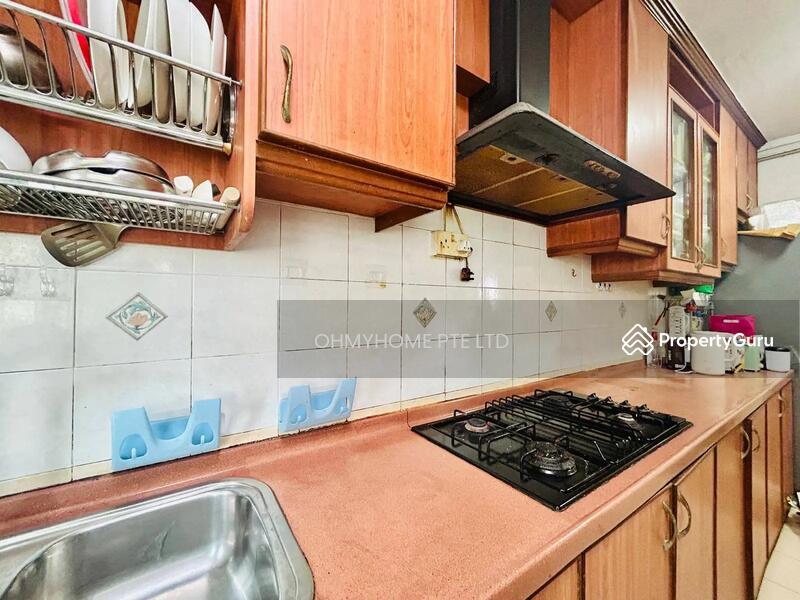 HDB Flat for Sale: D23, 670619