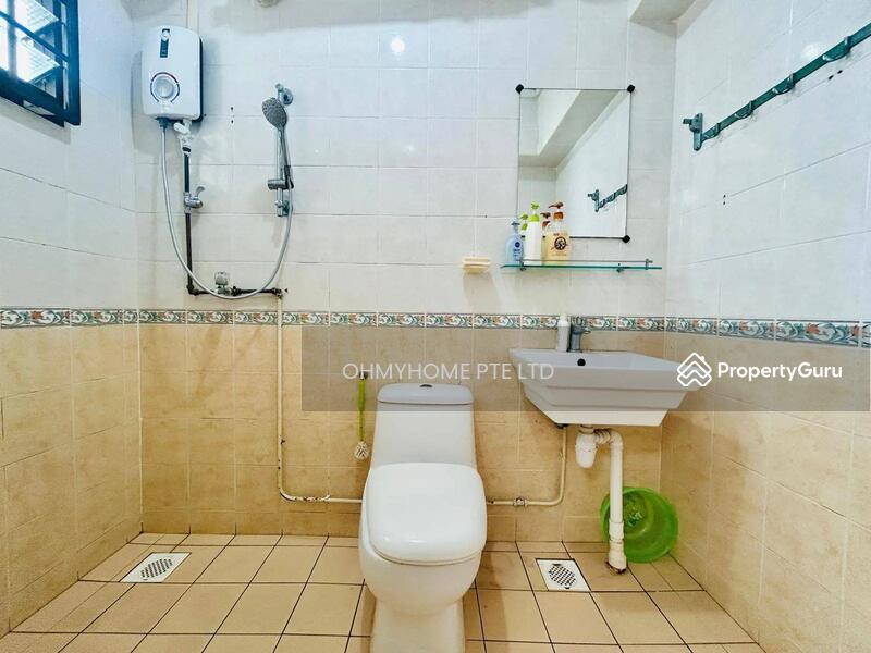 HDB Flat for Sale: D23, 670619