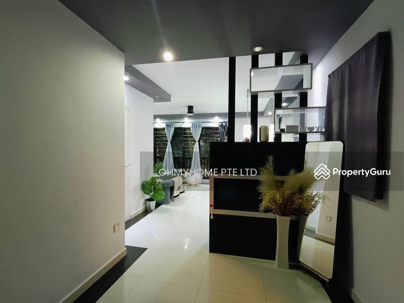 Prop-GPT: HDB Flat: D19  155 Rivervale Crescent