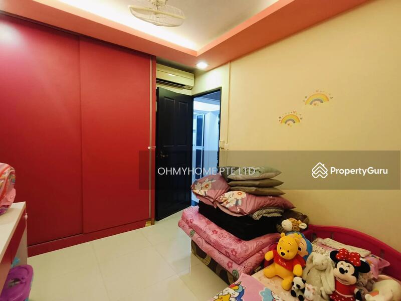 155 Rivervale Crescent