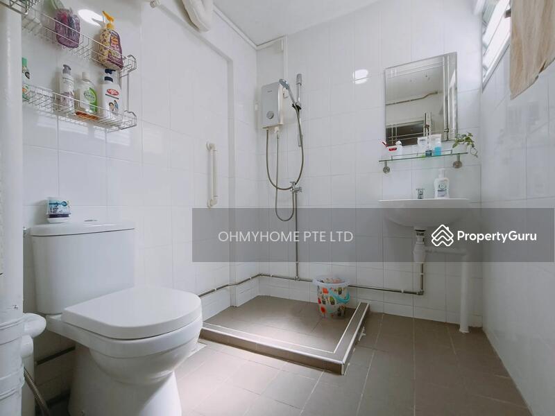 HDB Flat for Sale: D19, 550212