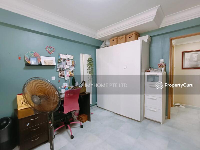 HDB Flat for Sale: D19, 550212