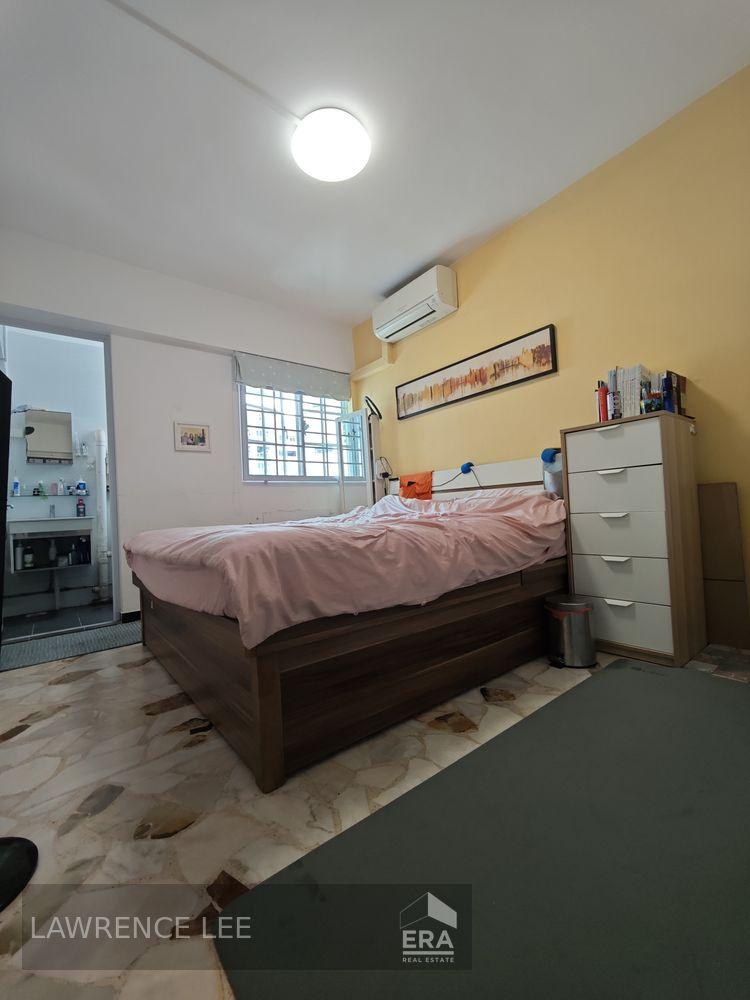 Prop-GPT: HDB - 3 room: D19 Serangoon 211 Serangoon Avenue 4