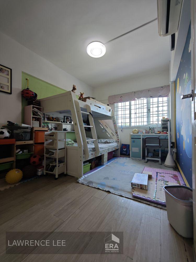 HDB - 3 room for Sale: Serangoon Avenue 4, Serangoon, D19, 550211