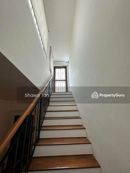 Pavilion Rise | Inter Terrace | 5 Bedroom |