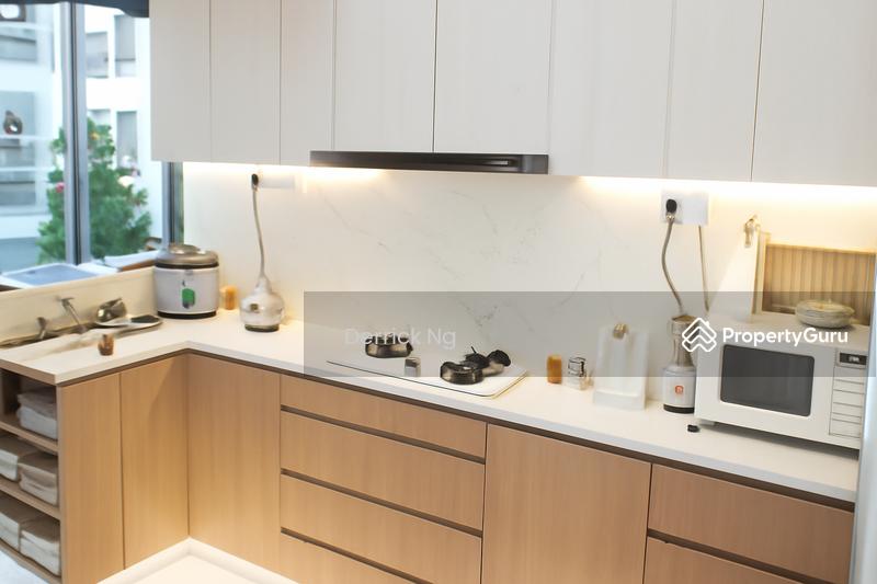 Prop-GPT: Condominium: D20 Ang Mo Kio Grandeur 8