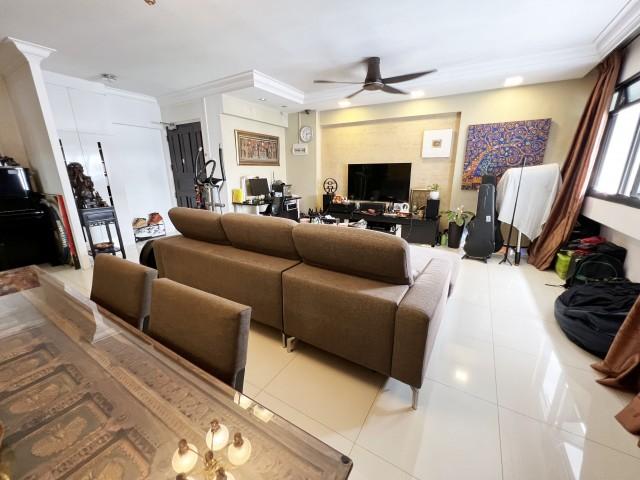HDB Apartment for Sale: D23, 670623