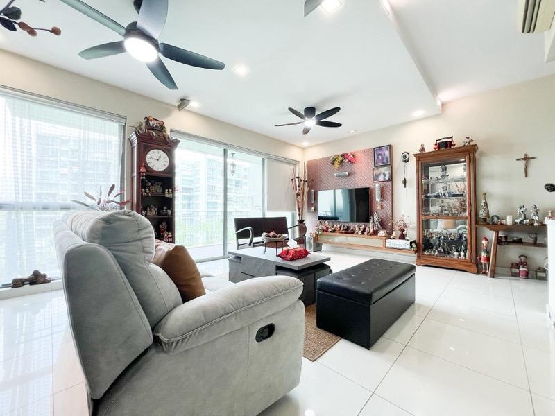 Prop-GPT: Condominium: D05  The Infiniti