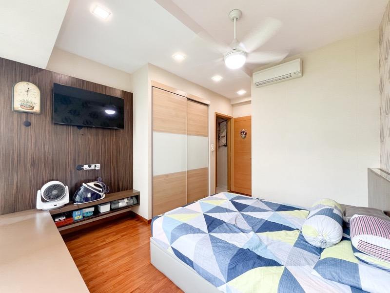 The Infiniti Condominium For Sale, $2,250,000, 3 Bed 3 Bath 1,259 sqft $1,787.00 psf