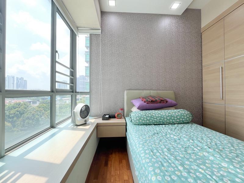 The Infiniti Condominium For Sale, $2,250,000, 3 Bed 3 Bath 1,259 sqft $1,787.00 psf