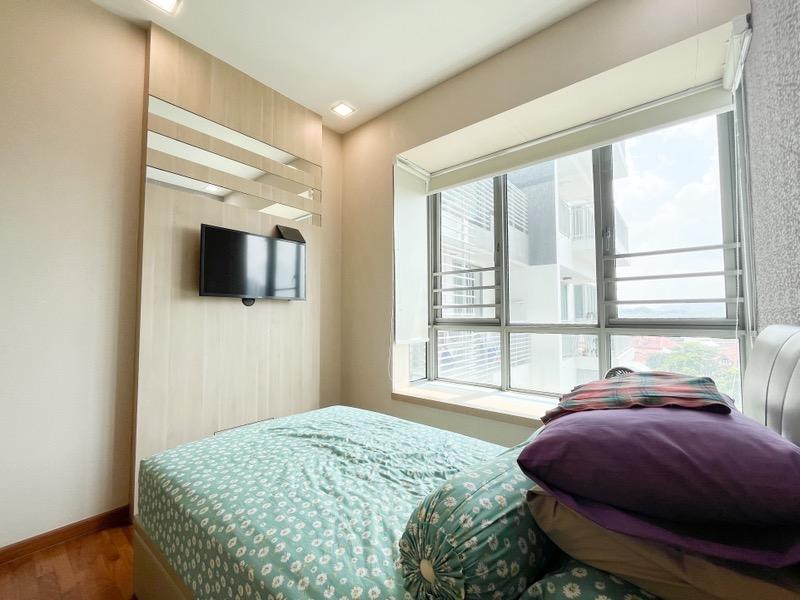 The Infiniti Condominium For Sale, $2,250,000, 3 Bed 3 Bath 1,259 sqft $1,787.00 psf