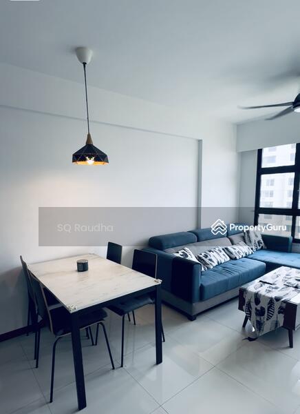 Prop-GPT: HDB Flat: D18  606A Tampines Street 61