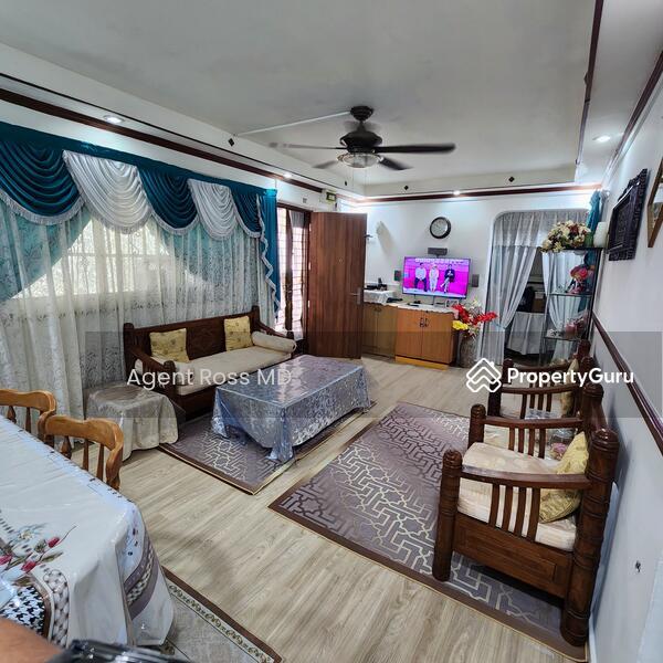 Prop-GPT: HDB Flat: D23  236 Bukit Panjang Ring Road