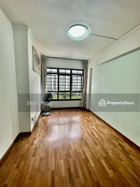 585 Woodlands Drive 16