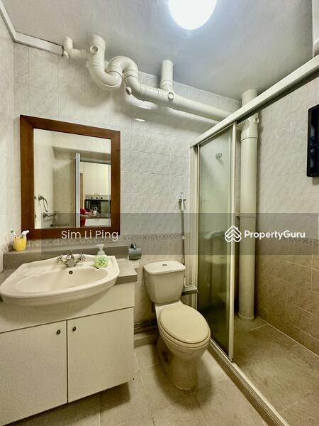 585 Woodlands Drive 16