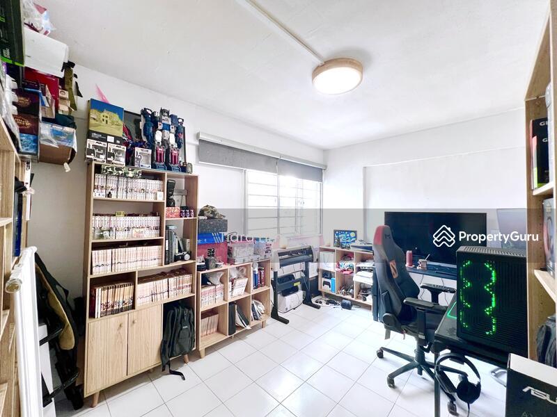 HDB Flat for Sale: D19, 550215