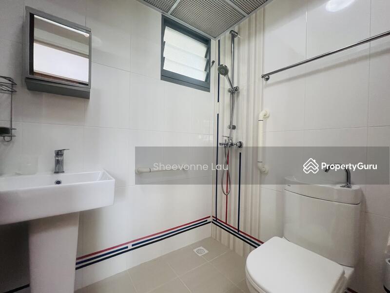HDB Flat for Sale: D03, 143037
