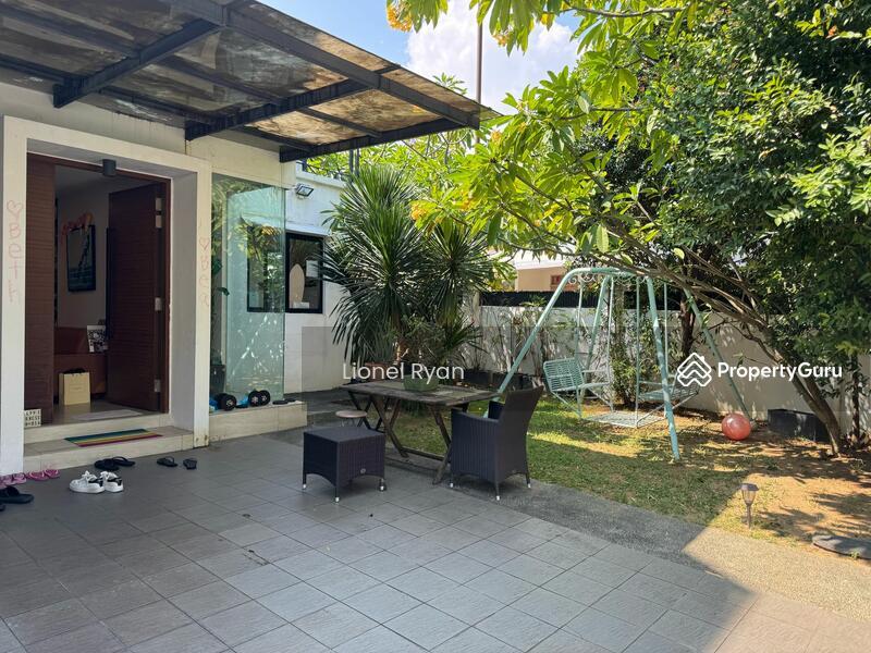 Prop-GPT: Semi-Detached: D15  Super Cheap 2 Sty Semi D Well Reno Rdy To Move In!