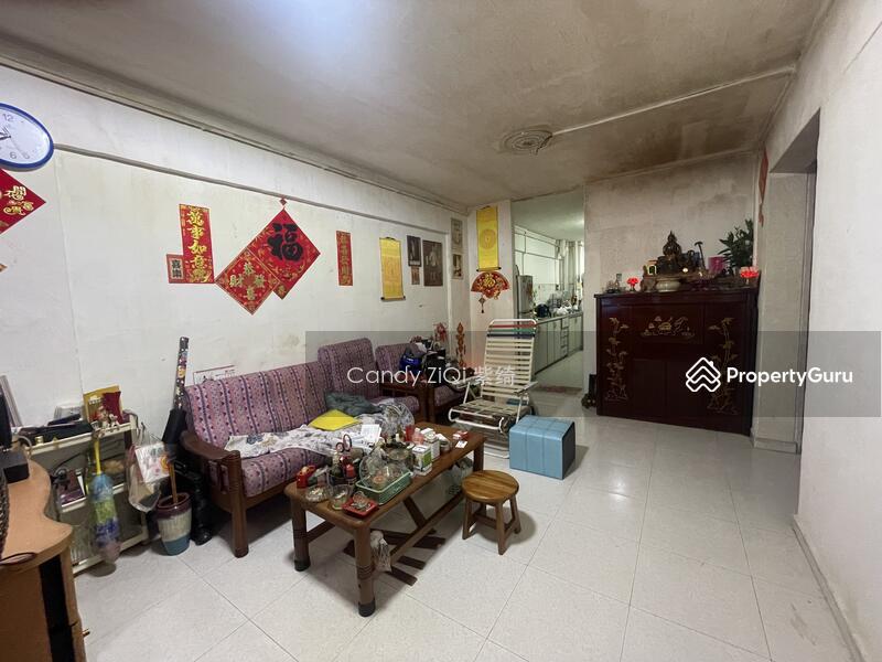 Prop-GPT: HDB Flat: D27 Yishun 110 Yishun Ring Road