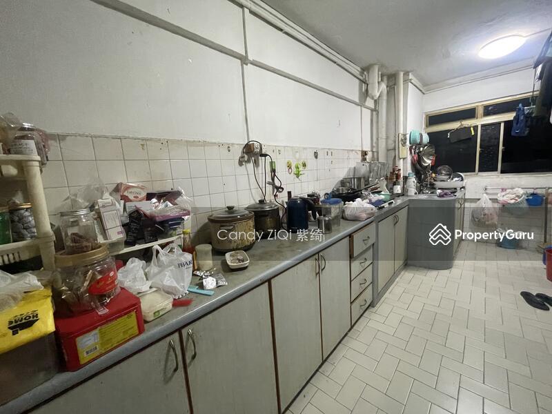 HDB Flat for Sale: Yishun, D27, 760110