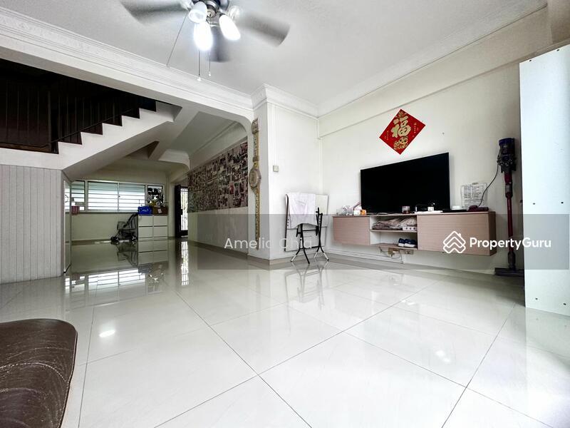 640 Hougang Avenue 8 HDB Flat | D19 Hougang | Prop-GPT the AI-Powered Property Guru